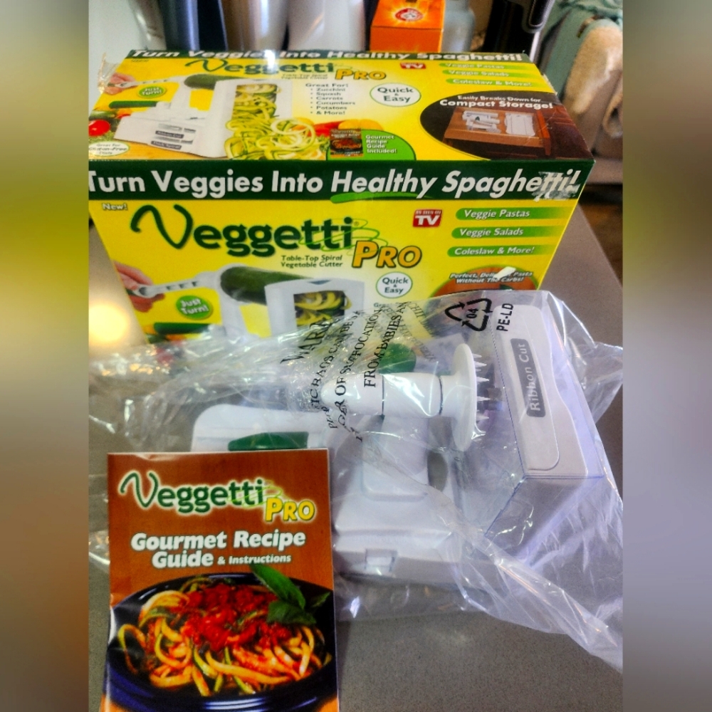 Veggetti Pro Food Processor Zoodles Pasta Veggies